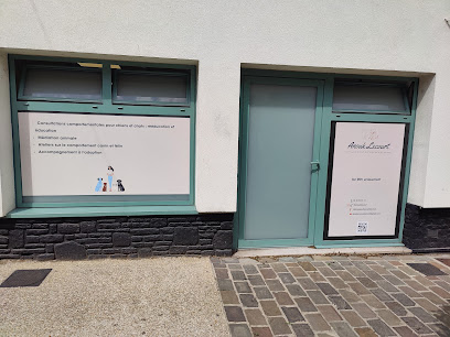 Anouk Lecourt - Comportementaliste/Éducateur Canin Et Félin - Garderie Canine 27 Dresseur De Chiens à Ivry-la-Bataille
