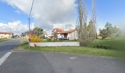 Elevage Du Marais Des Damiers, Dresseur de Chiens à Saint-Clément-de-Régnat