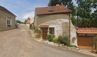 Les Trois Rivières, Eleveur de Chiens à Avelanges