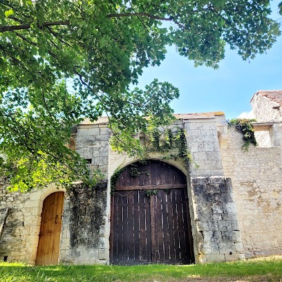 Pension De La Messardiere, Pension pour Chiens à Courcoué