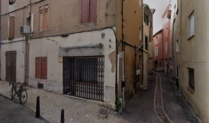 Le Parfum des Lavandes, Eleveur de Chiens à Trets