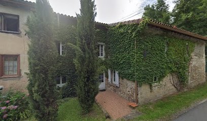 elevage du val de Médicis, Eleveur de Chiens à Puy-Guillaume