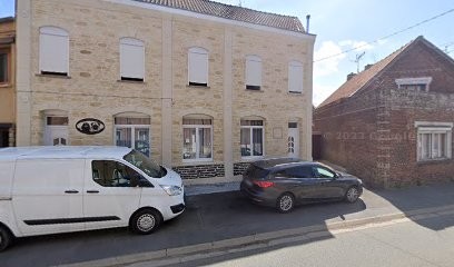 DE LA DYNASTIE D'ORKHAN, Eleveur de Chiens à Monchecourt