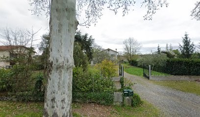 Elevage des Loups des Pyrénées, Eleveur de Chiens à Rieux-Volvestre