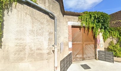 Pension Canine Hote Dog - Maye Pedrono, Pension pour Chiens à Aÿ-Champagne