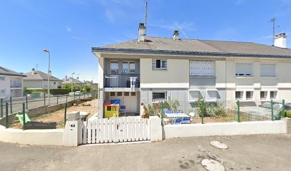 Of news paquis, Eleveur de Chiens à Laval