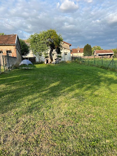 Pension Familiale Chez Fanny, Pension pour Chiens à Radonvilliers