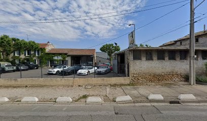 Élevage Geibeblack, Eleveur de Chiens à Jonquières