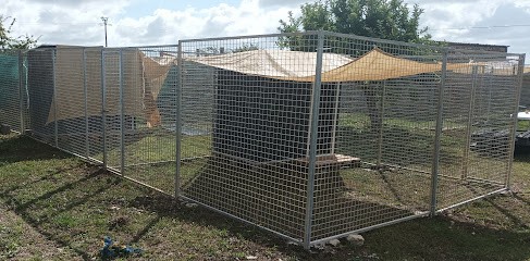 Pension canine la Loubrie, Pension pour Chiens à Saint-Jean-de-Sauves