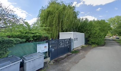 Le Bonheur Des 4 Pattes - Pension Canine, Pension pour Chiens à Gerzat