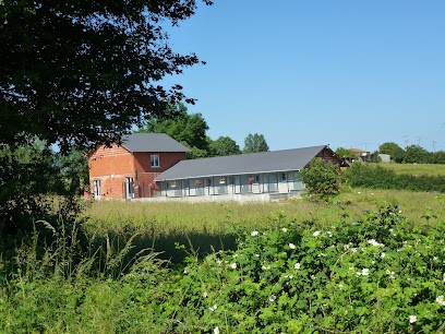 KENNEL GARDE, Pension pour Chiens à Sainte-Gemme