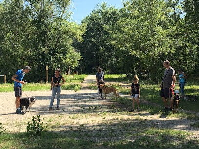 Club Canin Saint Georges Les Bains, Dresseur de Chiens à Saint-Georges-les-Bains