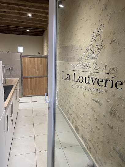 La Louverie, Pension Pour Chien à Semallé