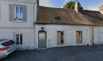 Steph' Symbiose Education Canine (comportementaliste éducateur Canin), Dresseur de Chiens à Trie-Château