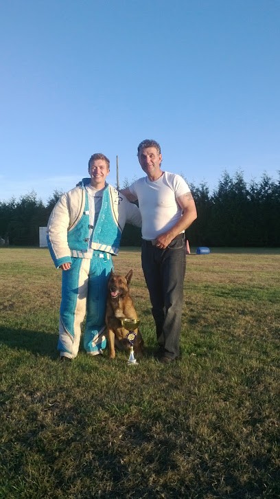 EuroCanin Professionnel, Dresseur de Chiens à Val d'Arry