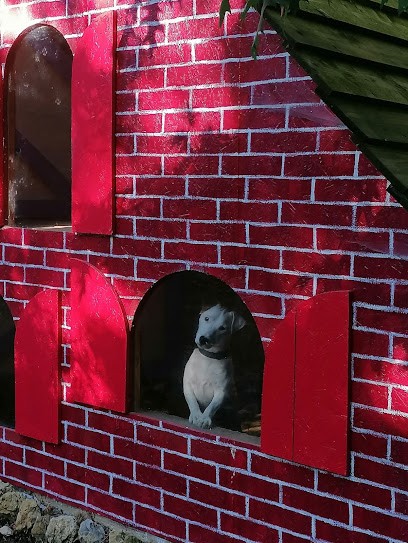 Les P'tits Clos des 4 Pattes, Pension pour Chiens à Lavaré